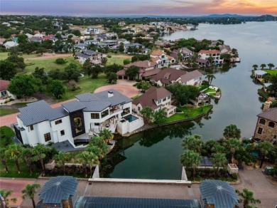 Lake Home For Sale in Horseshoe Bay, Texas