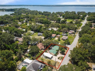 Lake Palatlakaha Home Sale Pending in Clermont Florida