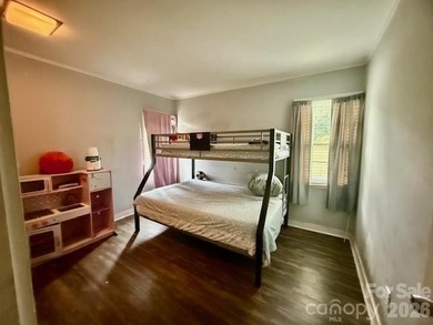 Welcome to this beautiful home in the heart of the city of - photo 5