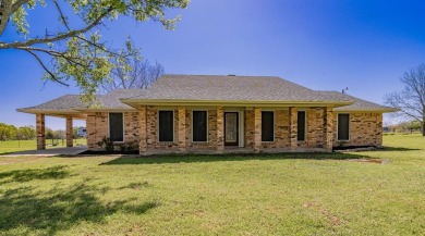 Lake Home Sale Pending in Wills Point, Texas