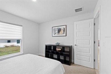 Welcome home! This meticulously maintained 4-bedroom, 2-bathroom - photo 34