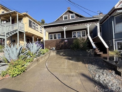 BACK ON THE MARKET! Seller will credit buyer for interest rate - photo 2