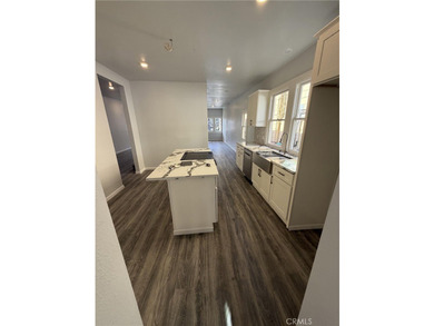 BACK ON THE MARKET! Seller will credit buyer for interest rate - photo 5