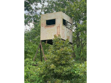 (private lake, pond, creek) Acreage For Sale in Holdenville Oklahoma