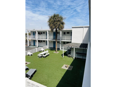 Originally built in 1962 as the iconic Waikiki Village beachside - photo 18