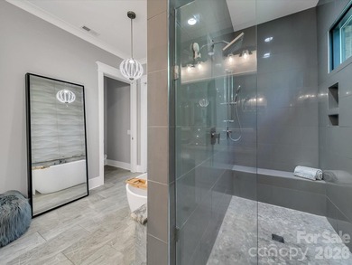 Welcome to your own private waterfront oasis in the prestigious - photo 23