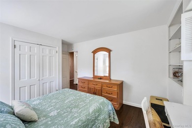 Welcome to 34 Daly Court in Riverhead, a beautiful Ranch-Style - photo 27