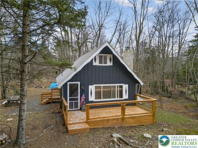 Arrowhead Lake Home For Sale in Coolbaugh Twp Pennsylvania