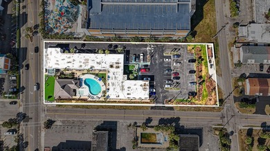 Originally built in 1962 as the iconic Waikiki Village beachside - photo 38