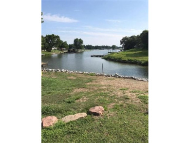 Lake Lot For Sale in Gallatin, Missouri