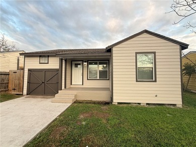 This home was thoughtfully reimagined to deliver a turnkey - photo 3