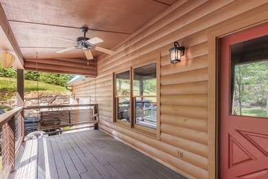 Set on 27.4 acres of rolling pasture and mountain-view land, 440 - photo 12