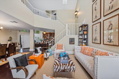 Elegantly appointed, freshly painted two story Town House in the - photo 14