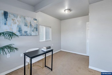 Cozy and move-in ready in the heart of West Salem! This inviting