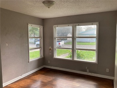 Three-bedroom one bath home centrally located in Corpus Christi - photo 7