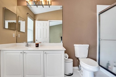 True 3-br move-in ready, well-maintained townhome with tile - photo 19