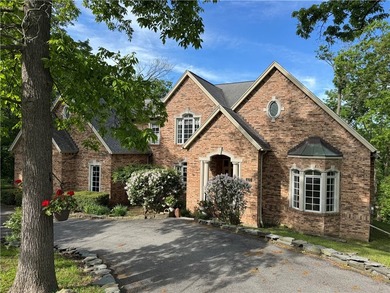 Finally, a house in Cayuga Heights with everything you looking - photo 1