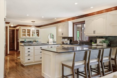 5 private wooded acres in the heart of Chenequa: this - photo 7