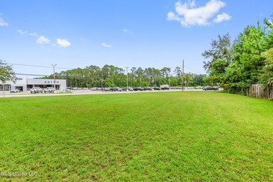 This property is located on the west exit of Interstate 1-10 in - photo 4