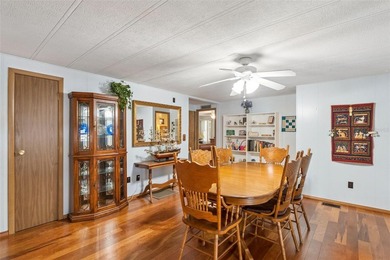 Enjoy relaxed Florida living in the 55+ community of Eustis - photo 5