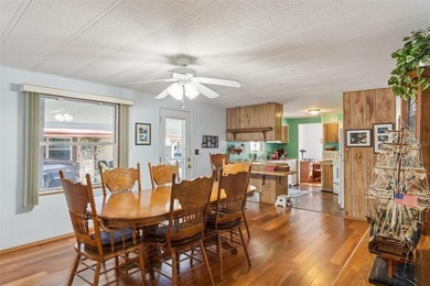 Enjoy relaxed Florida living in the 55+ community of Eustis - photo 8
