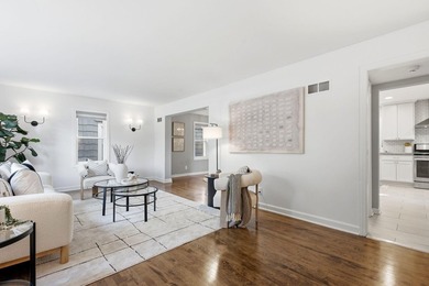 Premier Whitefish Bay location just steps from Silver Spring - photo 3