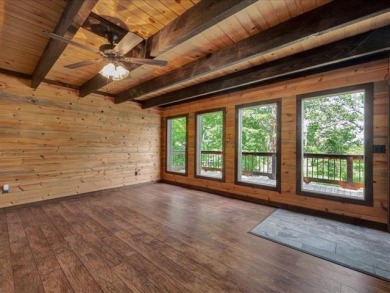 Stunning Lakeview/ waterfront Cabin + Waterfront Lot - photo 15