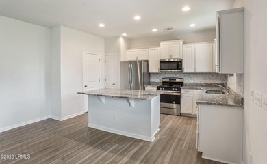 Welcome to 1 Toxaway Lane, where modern comfort meets Lowcountry - photo 12