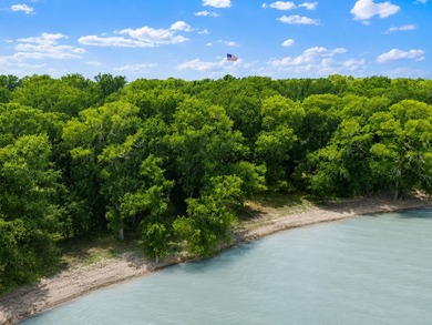 A rare and exceptional lakefront land opportunity in one of - photo 12