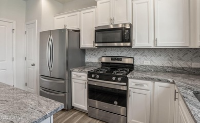 Welcome to 1 Toxaway Lane, where modern comfort meets Lowcountry - photo 15