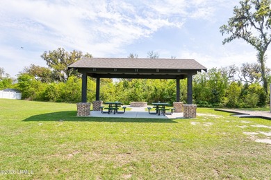 Welcome to 1 Toxaway Lane, where modern comfort meets Lowcountry - photo 38