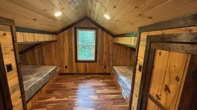 Stunning Lakeview/ waterfront Cabin + Waterfront Lot - photo 21