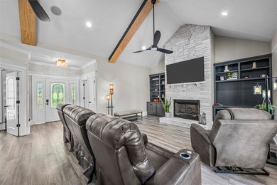 EXTRAORDINARY OPPORTUNITY TO OBTAIN OVER 4 ACRES OF PRIME LEVEL - photo 12