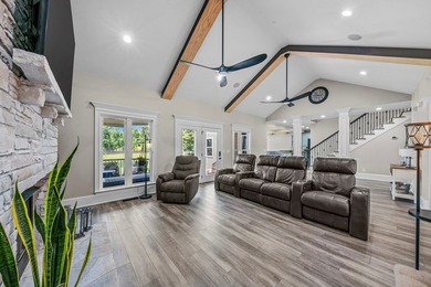 EXTRAORDINARY OPPORTUNITY TO OBTAIN OVER 4 ACRES OF PRIME LEVEL - photo 13