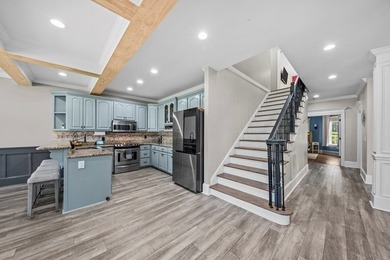 EXTRAORDINARY OPPORTUNITY TO OBTAIN OVER 4 ACRES OF PRIME LEVEL - photo 17