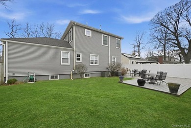 Welcome to this spacious and beautifully maintained stone-front - photo 36