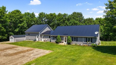 Welcome to 1 Dakin Lane, where modern comfort meets Maine living - photo 3
