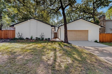 Lake Lewisville Home For Sale in Highland Village Texas