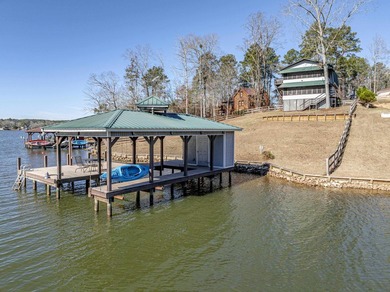 Welcome to 219 Hickory Pass. This 5-bedroom, 2-bath home has so - photo 2