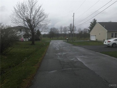 Wow!! Rare find building lot house walking minutes to Oneida - photo 2
