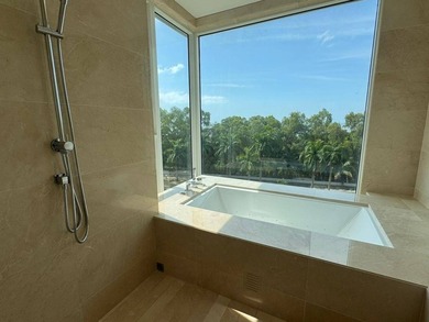 Oceanfront Luxury Apartment in Costa del Este Panama

Ocean - photo 22