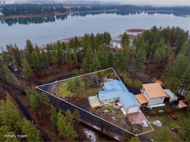 Lake Home For Sale in Wamic, Oregon