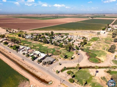 Beautifully updated golf course home. This 3-bedroom, 2-bathroom - photo 28