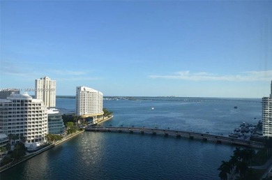 Luxury living at ICON BRICKELL Tower II. This stunning 3-bedroom