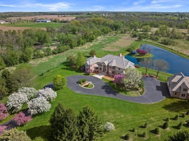 This French Manor estate, on 35 acres, epitomizes luxury & - photo 2