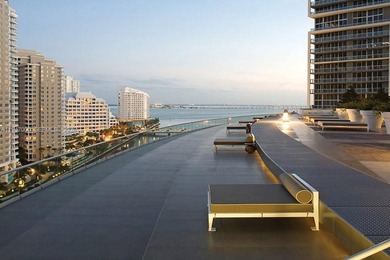 Luxury living at ICON BRICKELL Tower II. This stunning 3-bedroom