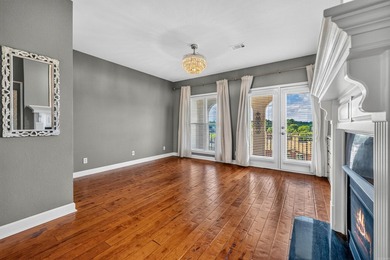 This beautiful condo is move in ready, has an open concept - photo 21