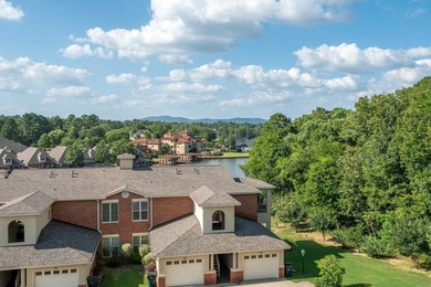 This beautiful condo is move in ready, has an open concept - photo 44