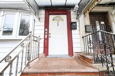 MOVE RIGHT INTO THIS WELL MAINTAINED 2 FAMILY SEMI-ATTACHED HOME - photo 1