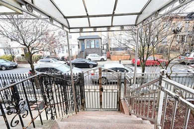 MOVE RIGHT INTO THIS WELL MAINTAINED 2 FAMILY SEMI-ATTACHED HOME - photo 2